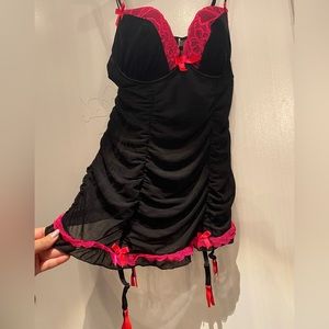 🛍️ 2 for $30! 🛍️ Sexy black & pink lingerie 💓